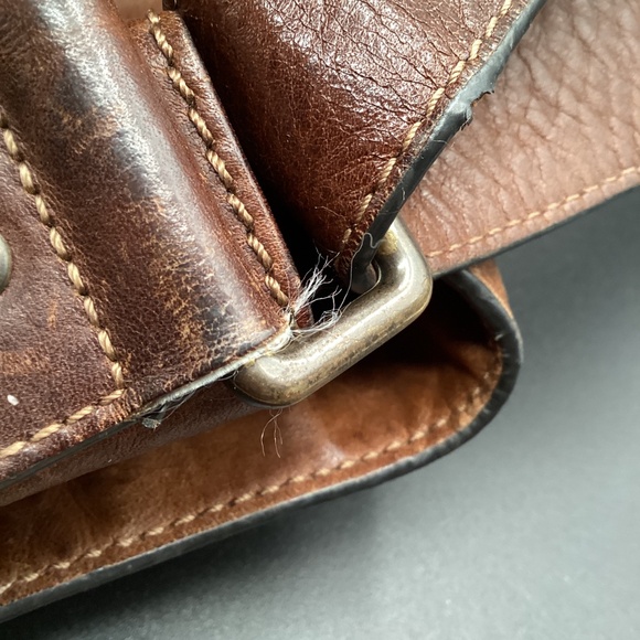 Distressed Leather messenger Bag Marked Frye - Picture 11 of 12